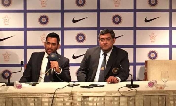 will think about retirement at right time ms dhoni