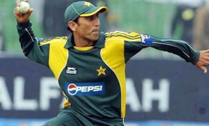pcb unhappy over younis wish to make t 20 comeback