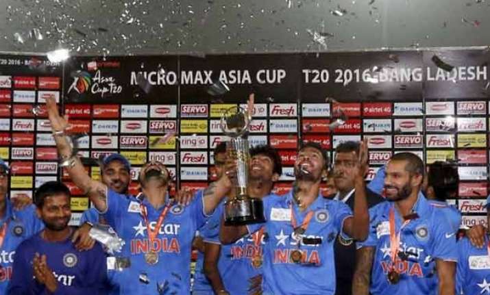 india enter icc world t20 as number one ranked side