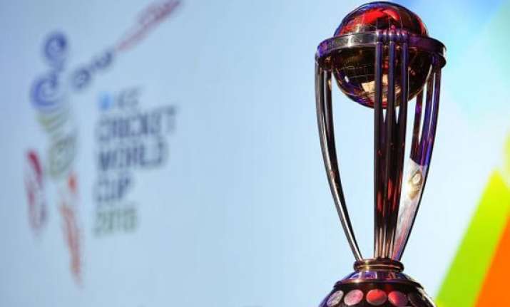 icc cricket world cup 2015 trophy comes to the uae