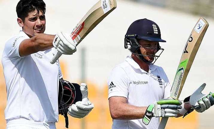 england reaches 290 3 at stumps against pakistan on day 3