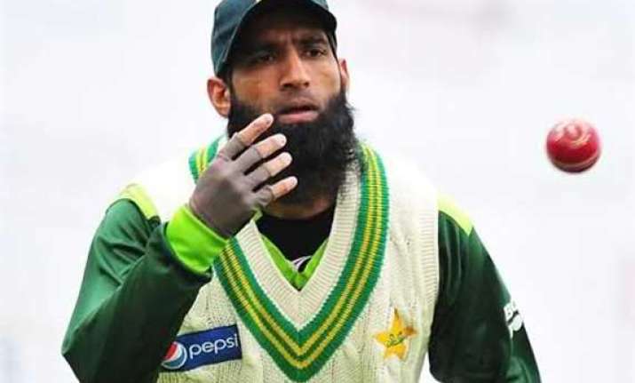 pakistan should not take younis misbah to world cup yousuf