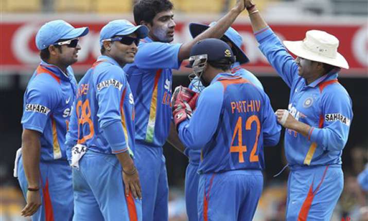 india aim to stay afloat battle oz in crucial game
