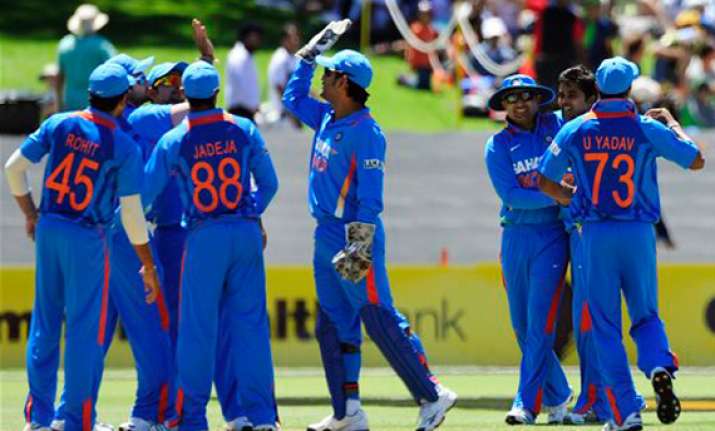 india eyeing hat trick of wins as they take on sri lanka in