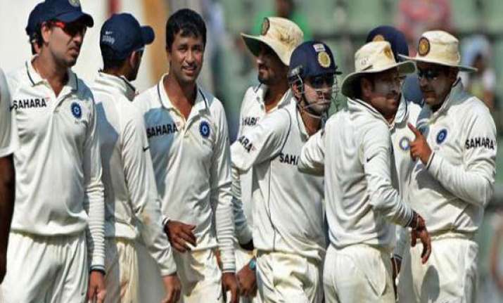 india keep faith in under performing stars for 3rd test