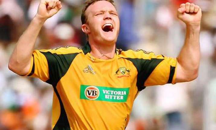 injured doug bollinger to return home