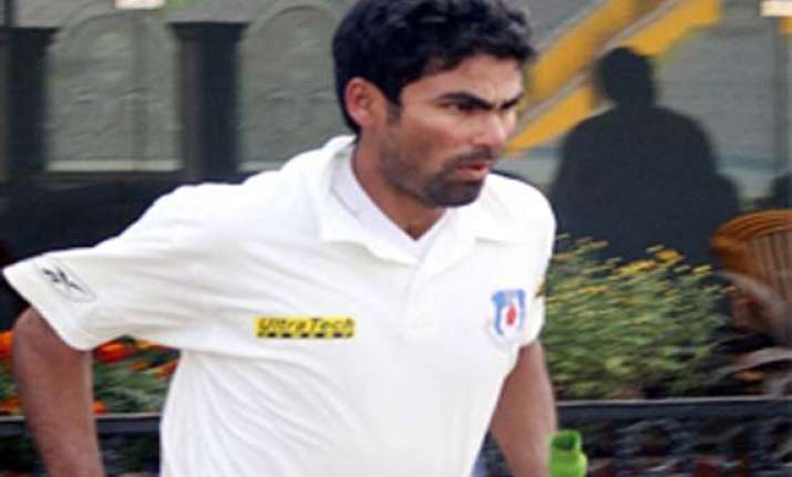 kaif strikes a ton up in command