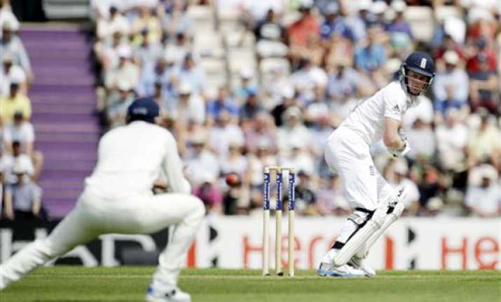 live reporting ind vs eng india 107/4 need 333 more to win