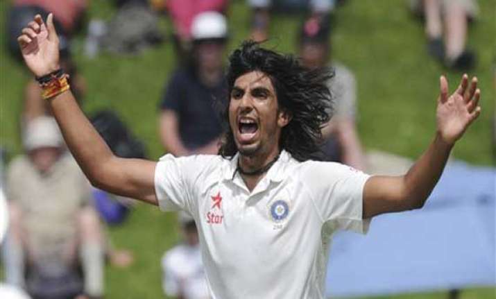 live reporting dhawan ishant put india ahead in second test