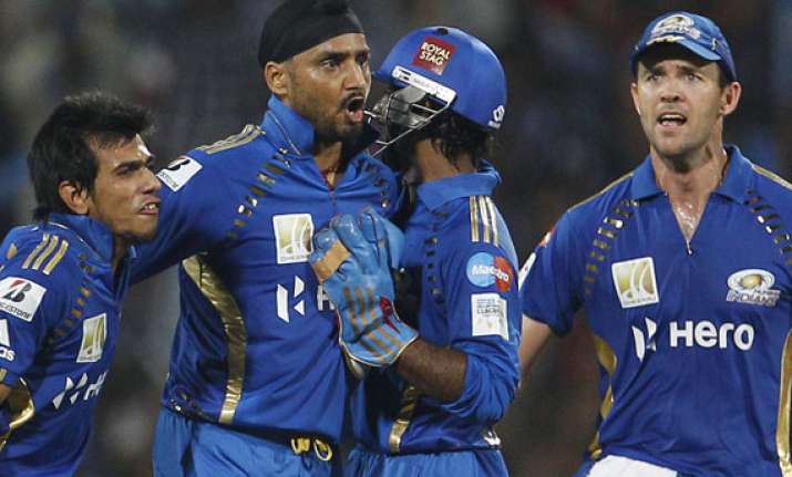 mumbai indians win clt20 beating rcb by 31 runs