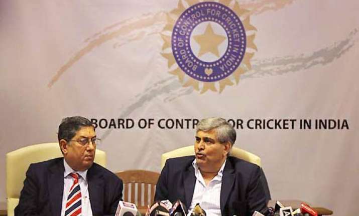 manohar srinivasan to decide action on india s debacle