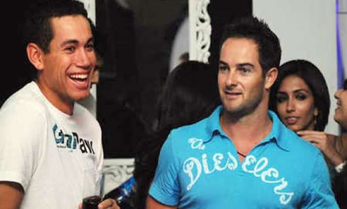 mark boucher to replace brad haddin in kkr