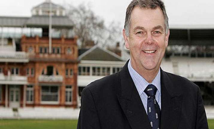 miller explains why five seamers in ashes opener