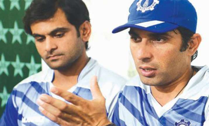 misbah hafeez deny reports of rift