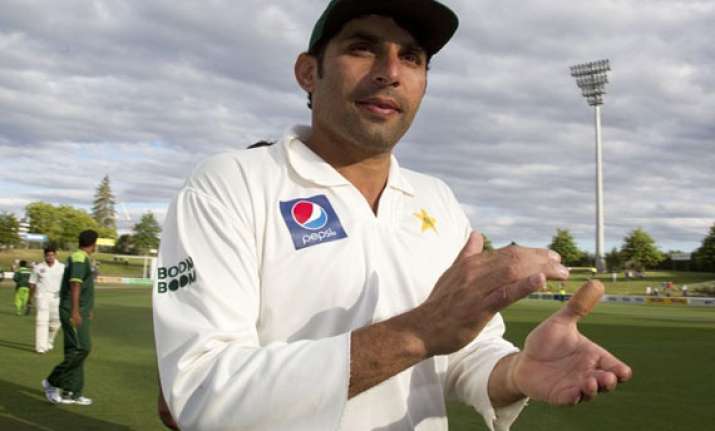 misbah hopes pak players quickly reach test speed