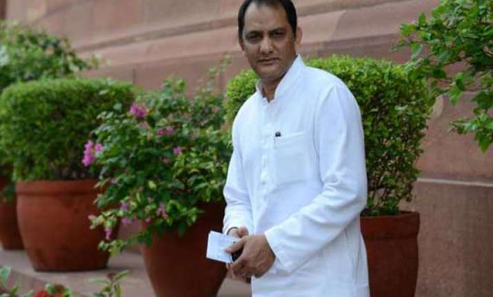 mohammed azharuddin to contest from bengal
