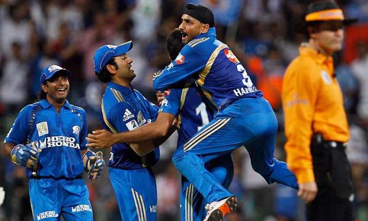 mumbai eying encore of 2010 final with win over rcb