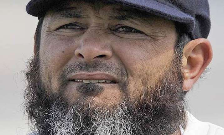 mushtaq ahmed appointed pakistan s spin bowling coach