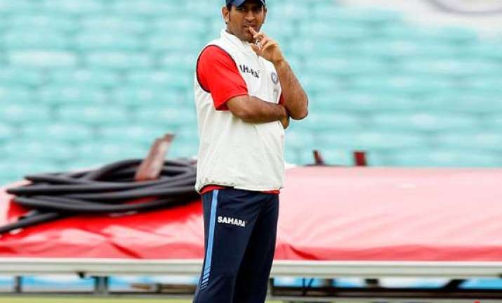 not crossing 300 in a single innings tells the story dhoni