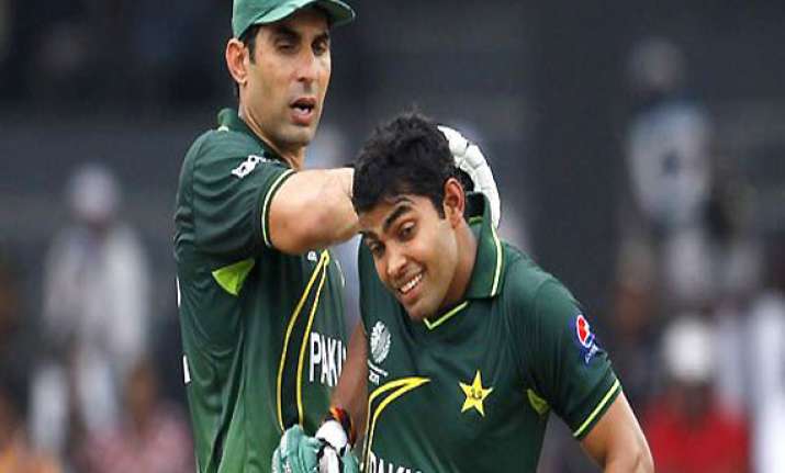notice to 21 pakistani cricketers for evading tax