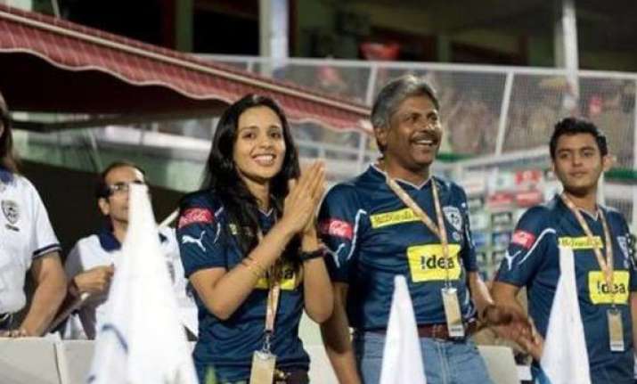 owners mull stake sale in deccan chargers ipl team