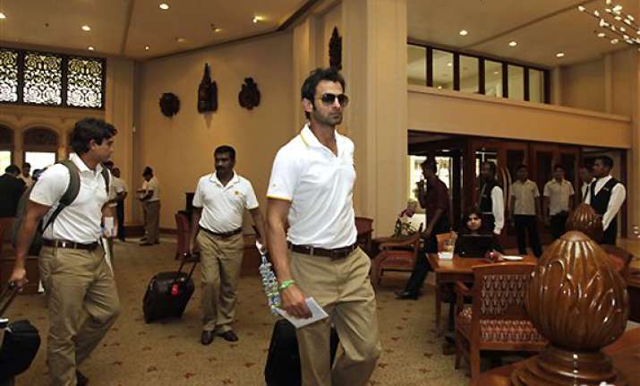 pcb not to issue show cause notice to shoaib malik