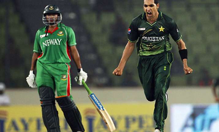 pakistan beats bangladesh by 21 runs at asia cup