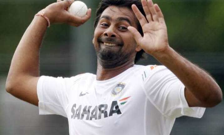 praveen out of wi odis tests in aus due to fractured rib