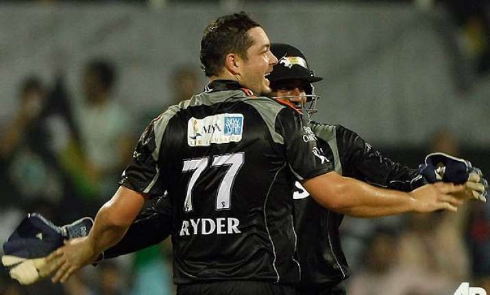 pune warriors hammer kings xi by seven wickets
