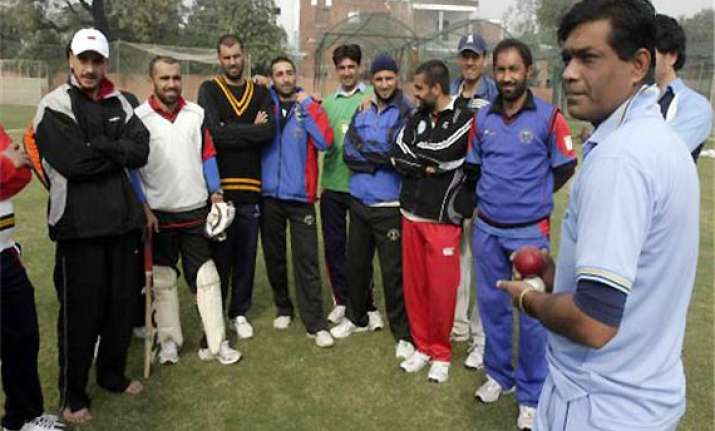rashid latif quits as afghanistan cricket coach