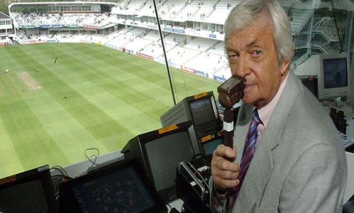 richie benaud in hospital after car accident