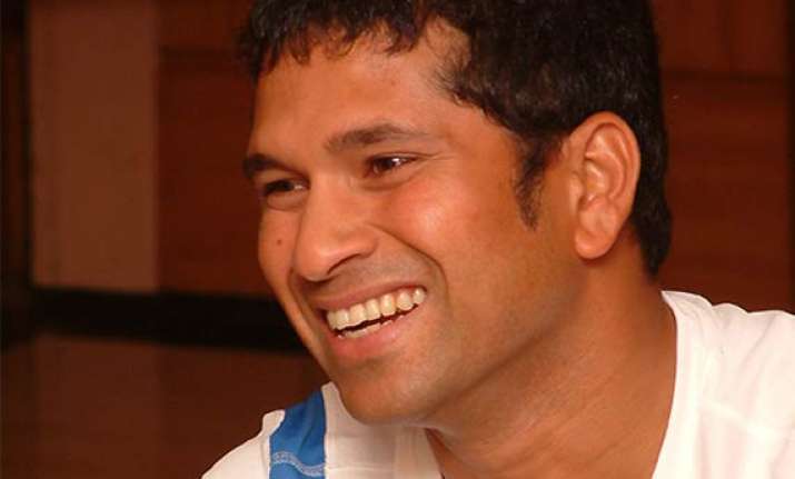 sachin interacts with physically challenged soldiers