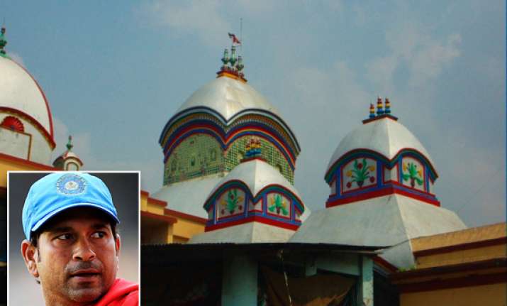 sachin returns disappointed from kalighat