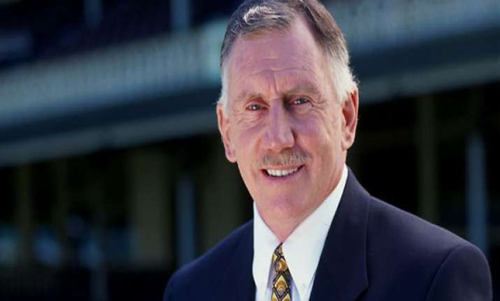 sachin should introspect on his career writes ian chappell