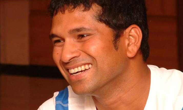 sachin tendulkar thanks his friends on twitter