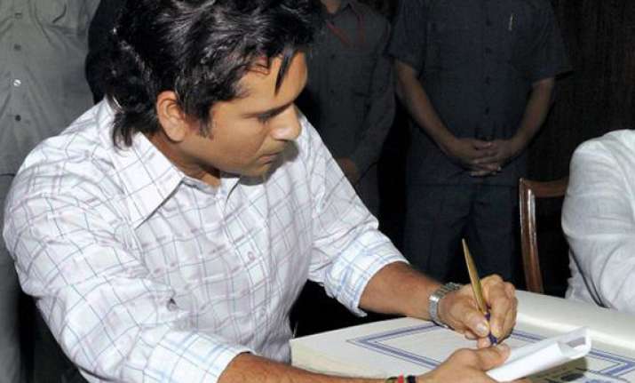sachin not keen on staying in any govt bungalow