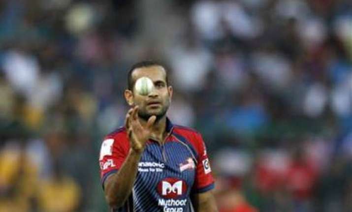 sehwag defends irfan pathan