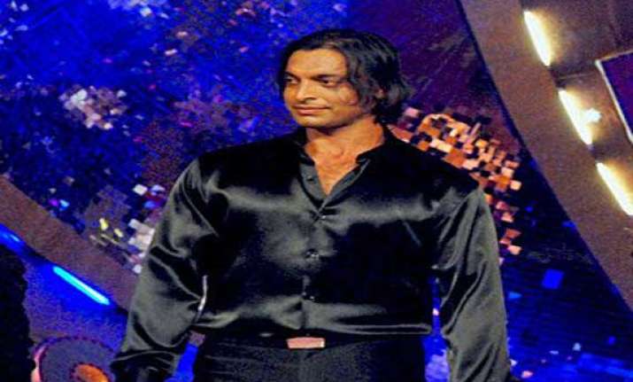 shoaib akhtar to judge indian talent on tv show