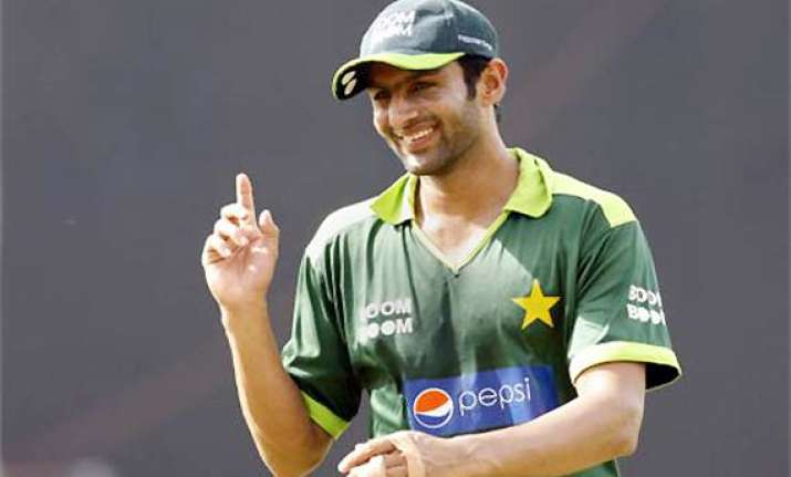 shoaib malik vows to make impressive return to team