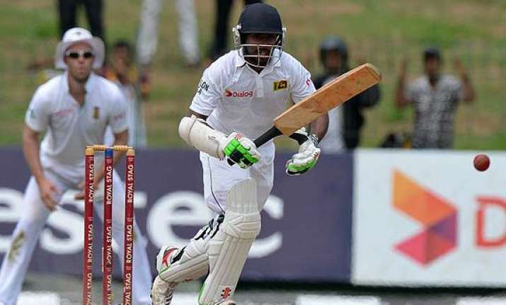 sri lanka drops mendis retains dickwella