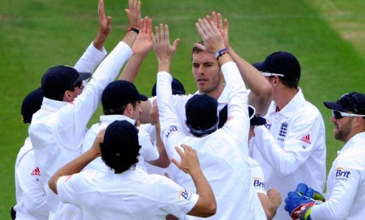 sri lanka 81 for 4 in rain hit rose bowl test