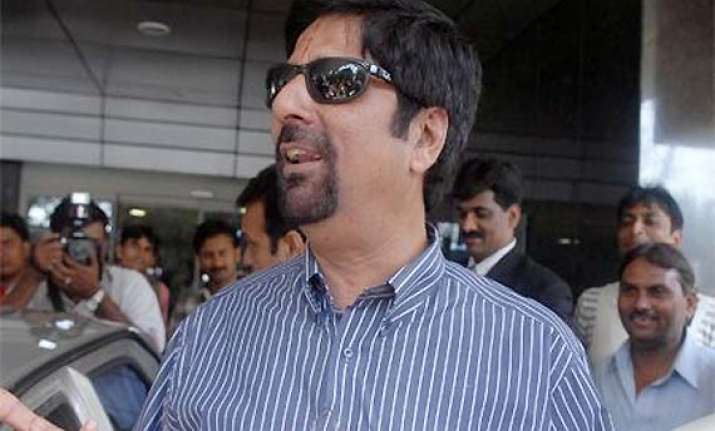 srikkanth says it s not right to reveal details of
