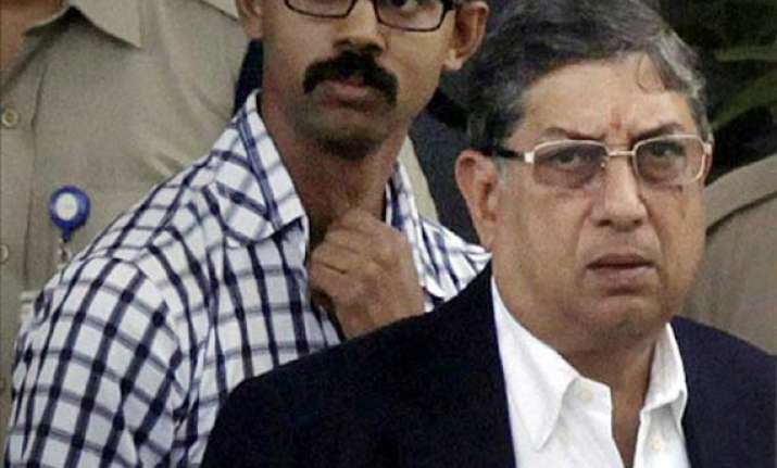 ipl6 bcci chief srinivasan booed by eden gardens crowd