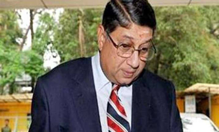 srinivasan under pressure as former players ask him to