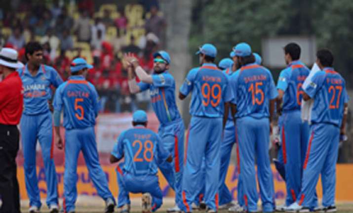 star gets title rights from bcci for rs 2 cr