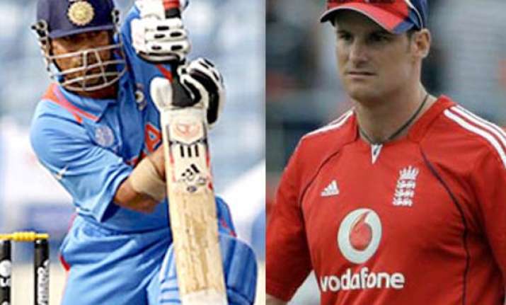 tendulkar is one of mammoths of world cricket strauss