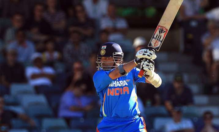 tendulkar should play all matches insists gavaskar