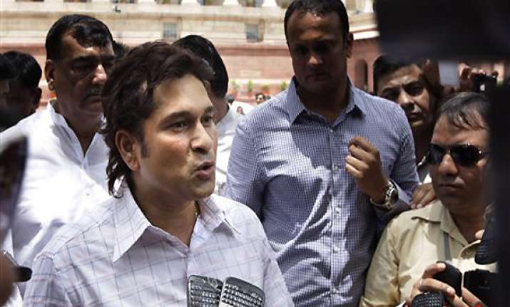 tendulkar gets wisden india outstanding achievement award