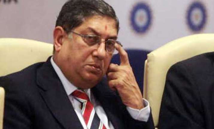 ipl spot fixing sc asks bcci chief srinivasan to step down