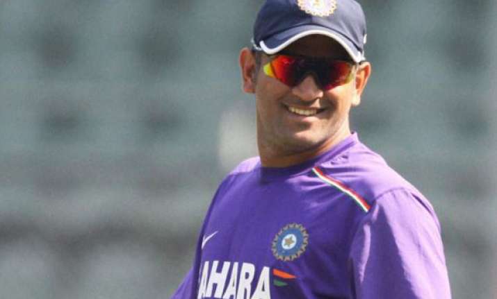 we should stick to playing on turners ms dhoni